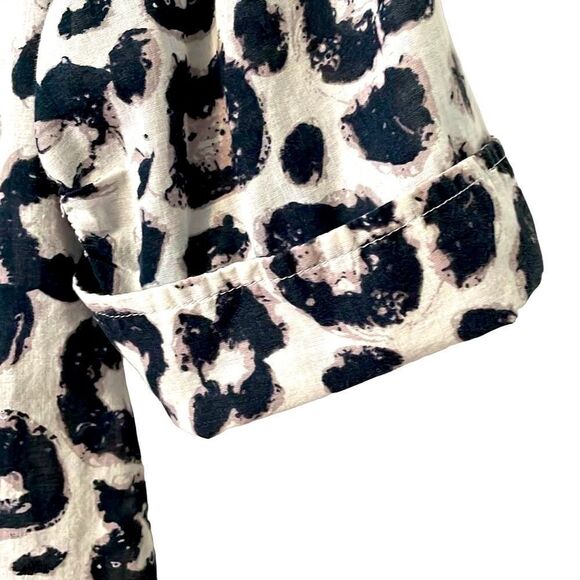 Ann Taylor white & black abstract print light cotton short sleeve blouse 12 - Picture 7 of 11